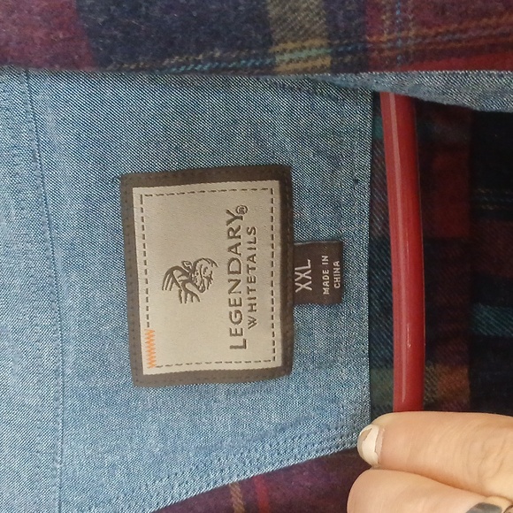 Legendary Whitetails Flannel Camp Shirt - Picture 2 of 6